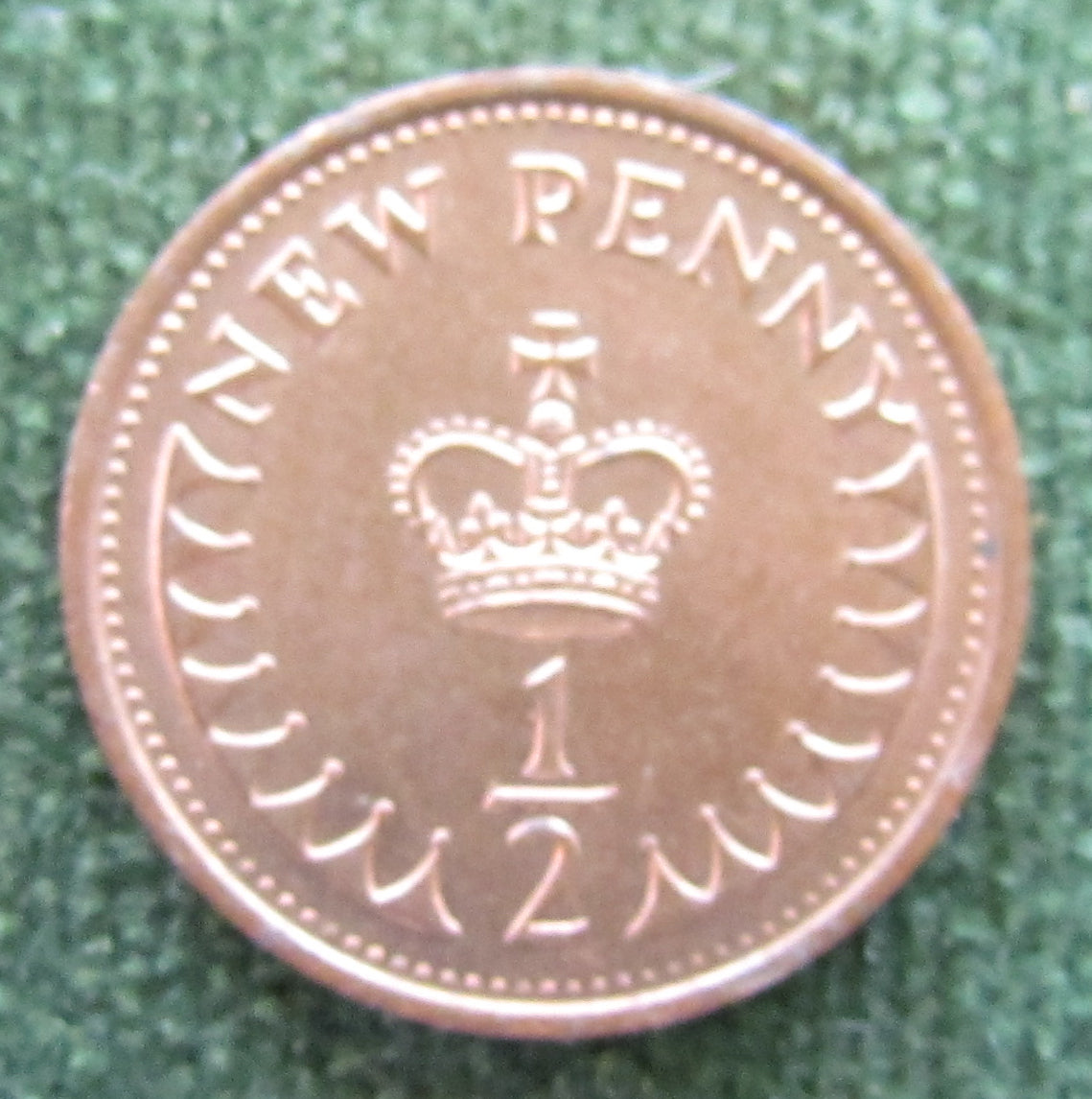 GB British UK English 1979 Half New Penny Queen Elizabeth II Coin