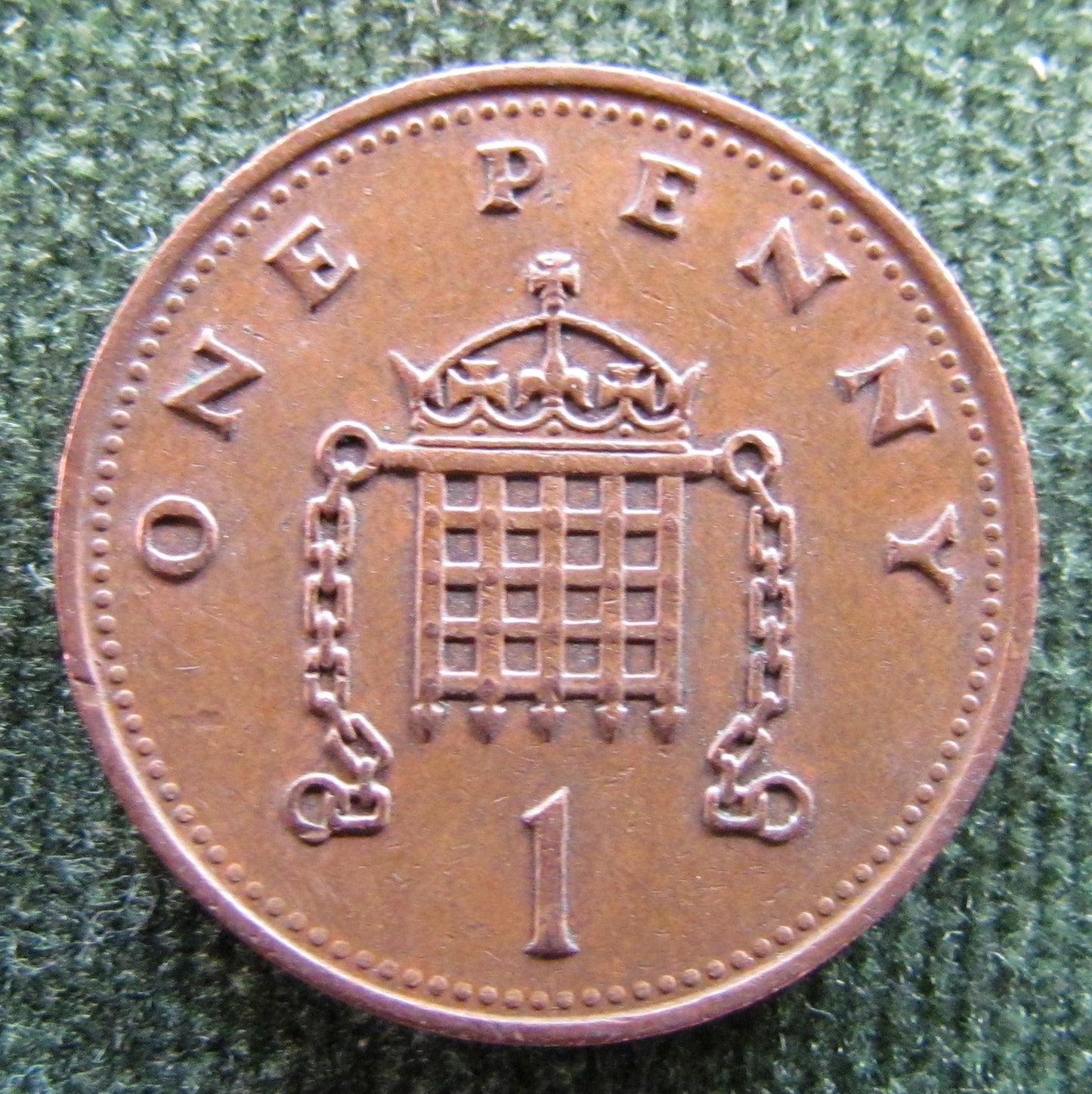 GB British UK English 1988 1 Penny Queen Elizabeth II Coin