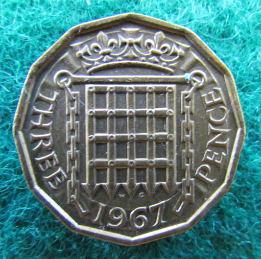 GB British UK English 1967 Threepence Queen Elizabeth II Coin
