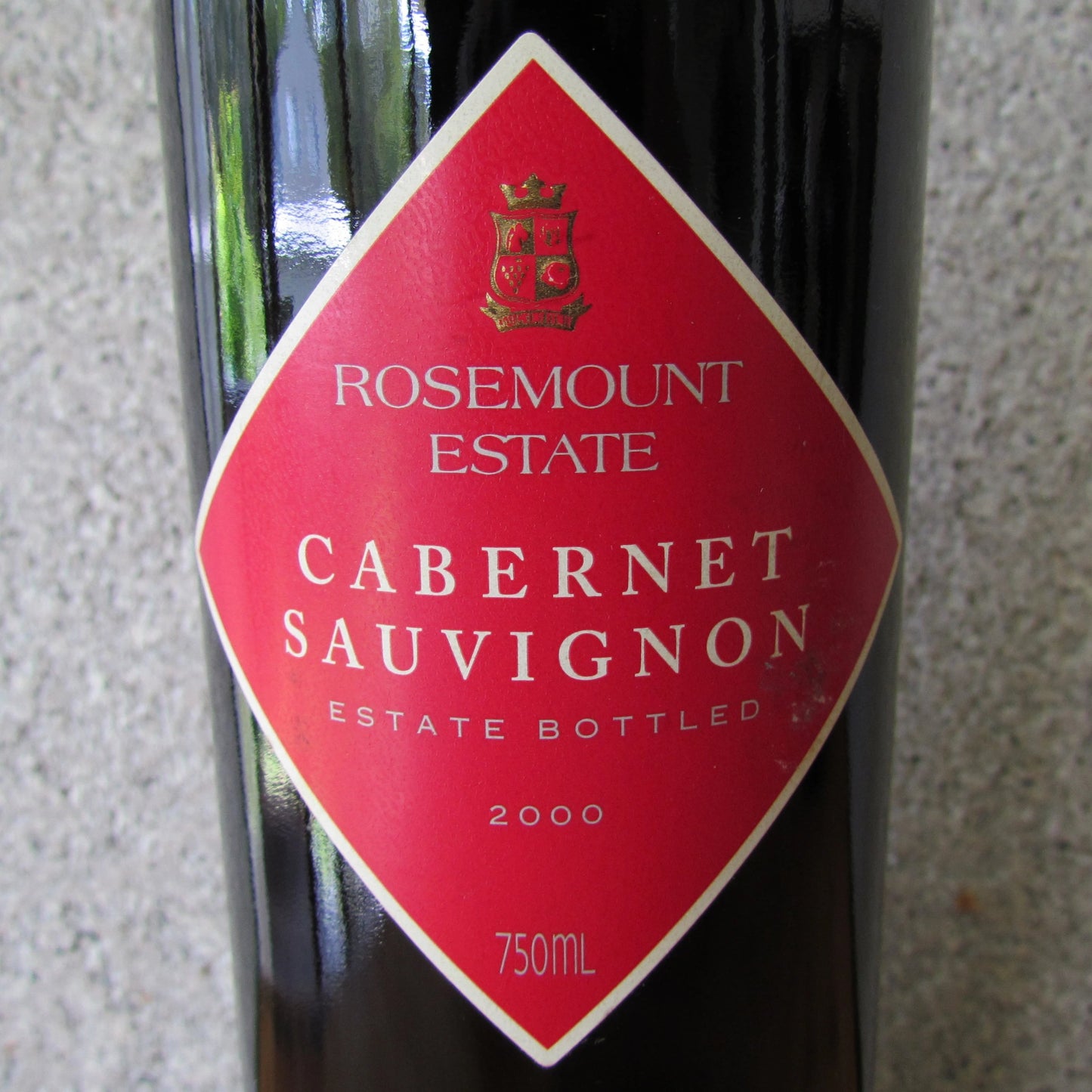 2000 Rosemount Estate Cabernet Savignon Estate Bottled Red Label 750 ml