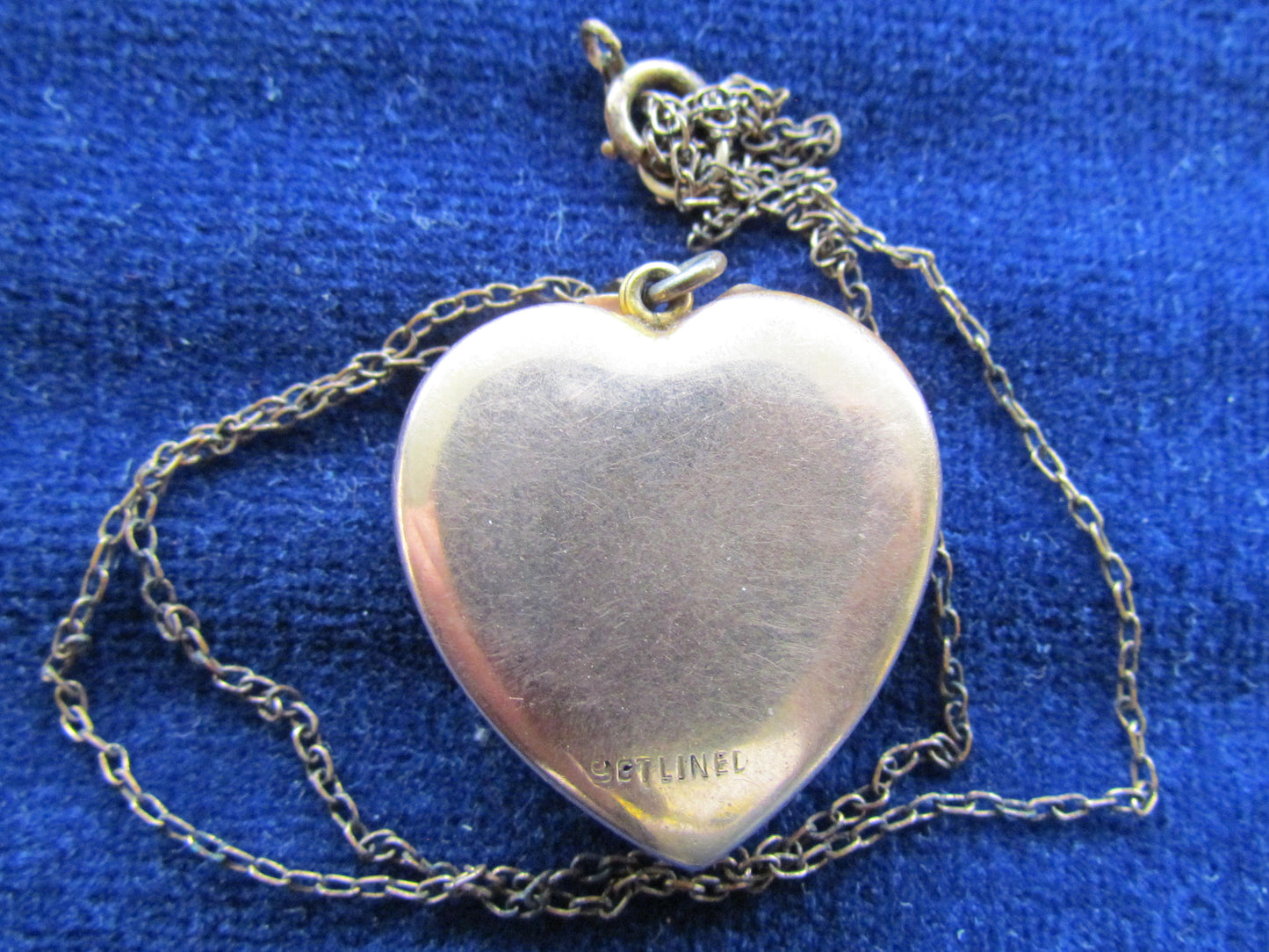 Gold Plated Sweethearts Heart Shaped Photo Locket Pendant On Chain
