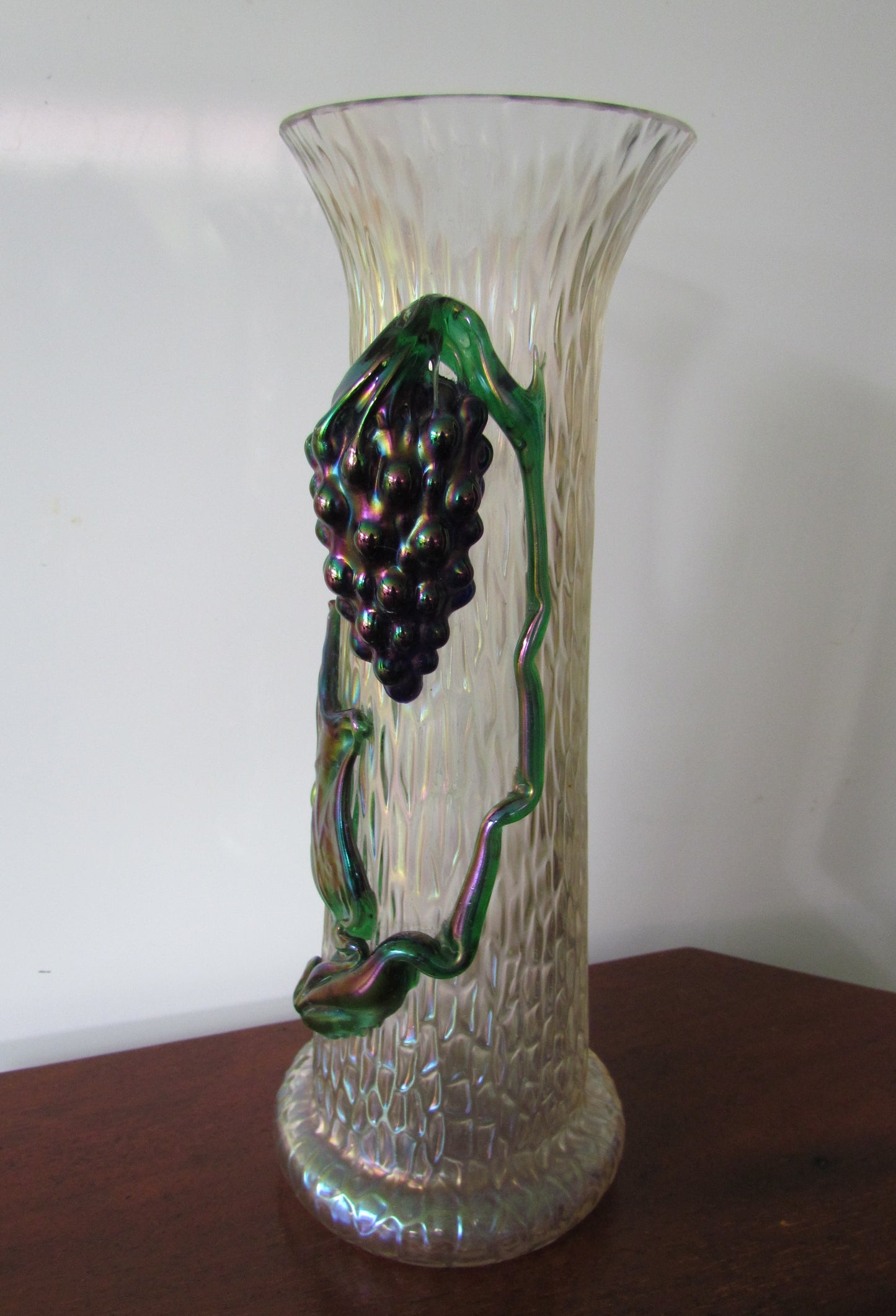 Loetz Arts & Crafts Vase Depicting Grapes & Leaves C.1900