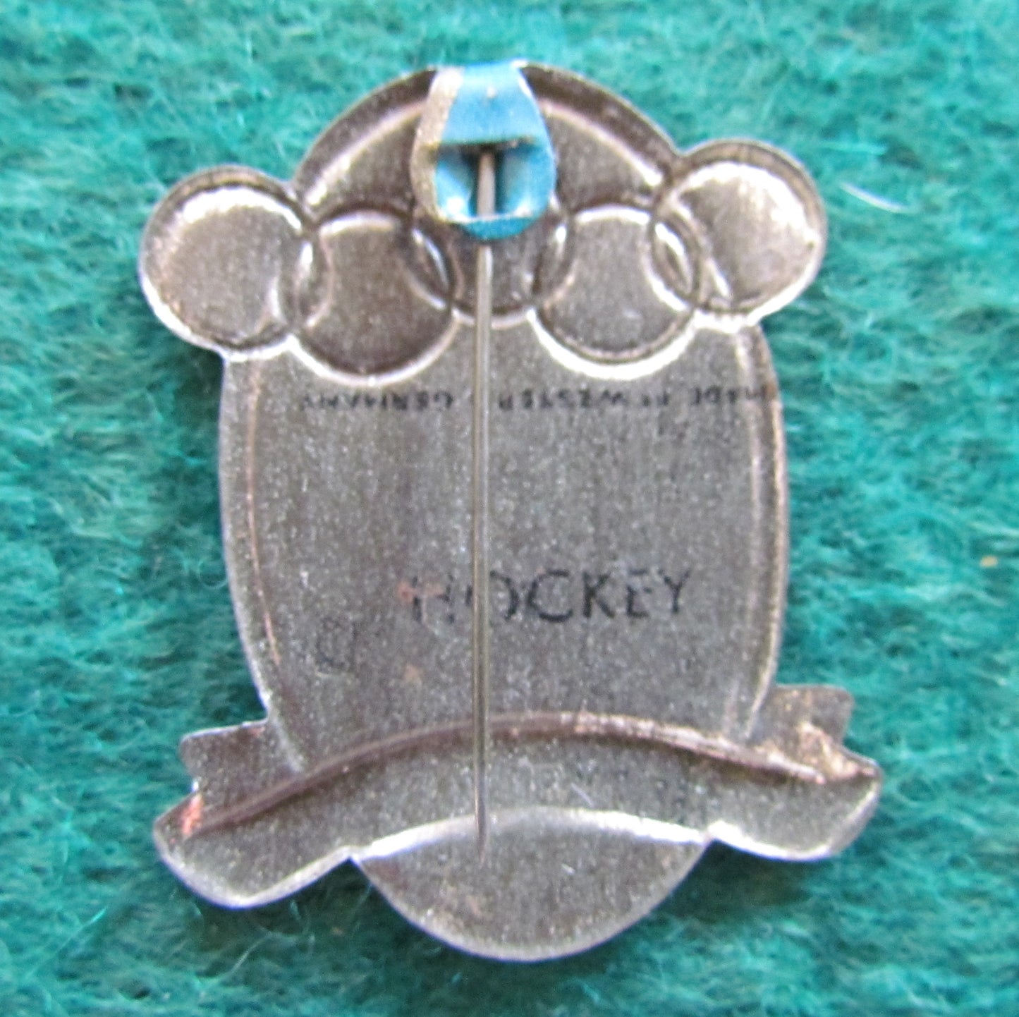 Australian Melbourne 1956 Olympic Hockey Tin Badge