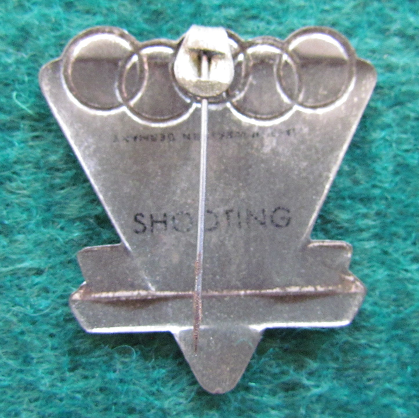Australian Melbourne 1956 Olympic Games Shooting Tin Badge