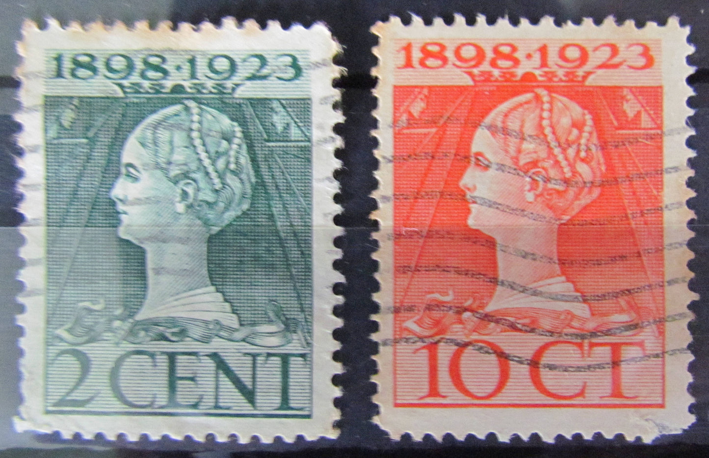 Dutch Netherlands 1923 Queen Wilhemina Stamp Group (2) Cancelled