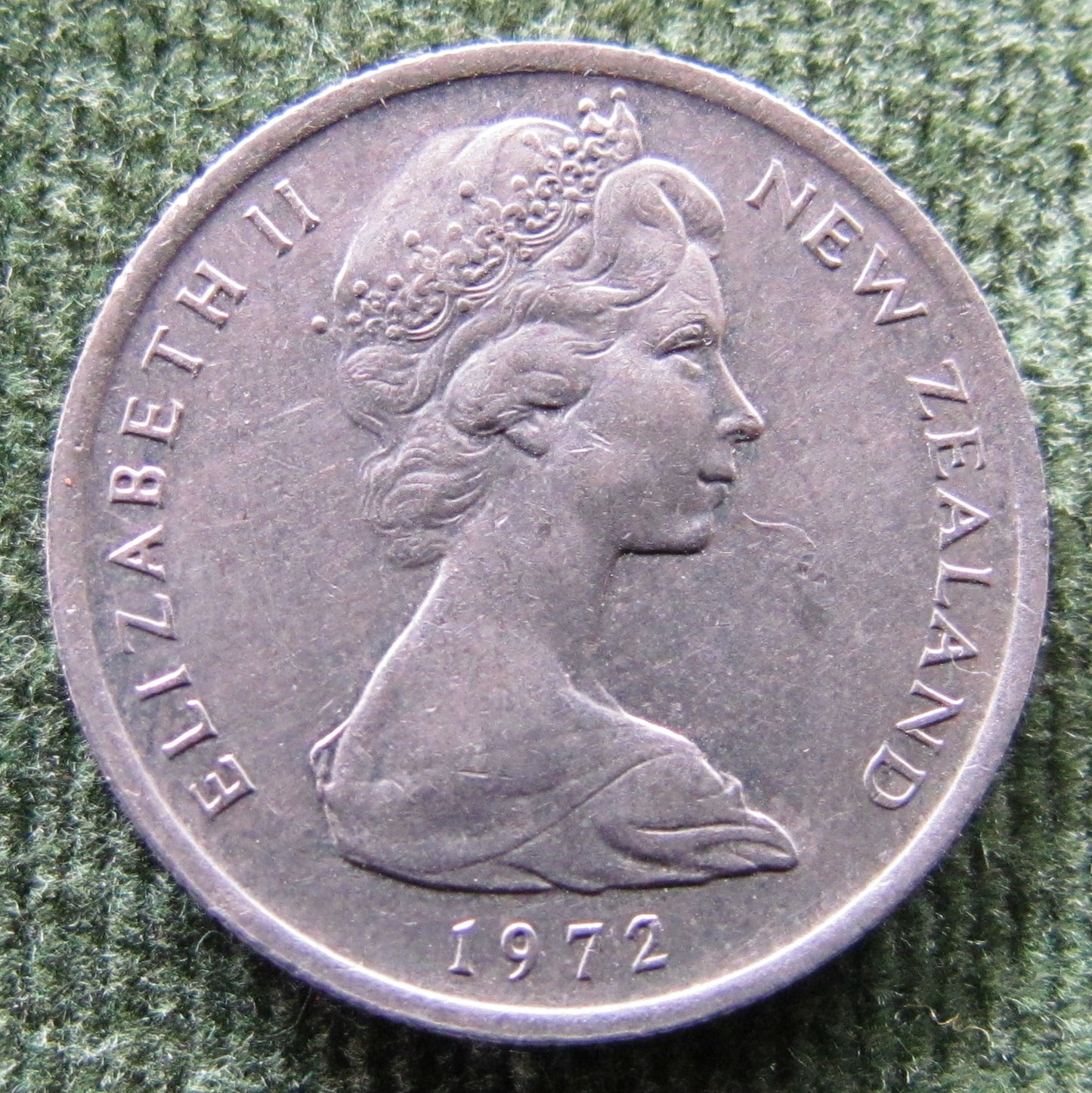 New Zealand 1972 5 Cent Queen Elizabeth II Coin