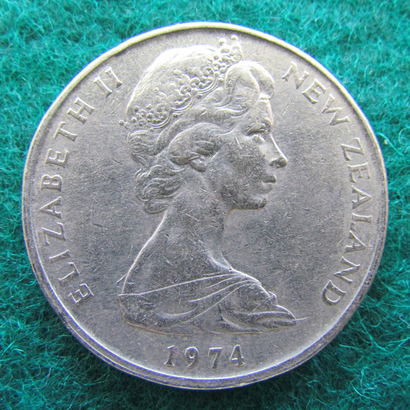 New Zealand 1974 50 Cent Queen Elizabeth Coin