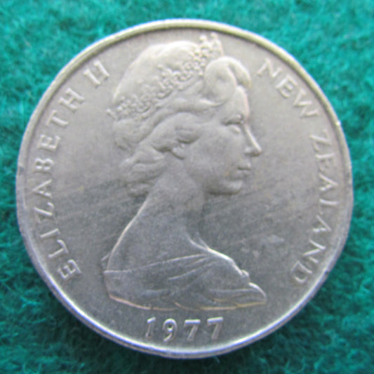 New Zealand 1977 50 Cent Queen Elizabeth Coin