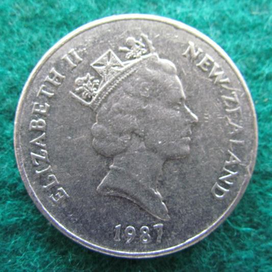 New Zealand 1987 20 Cent Queen Elizabeth Coin