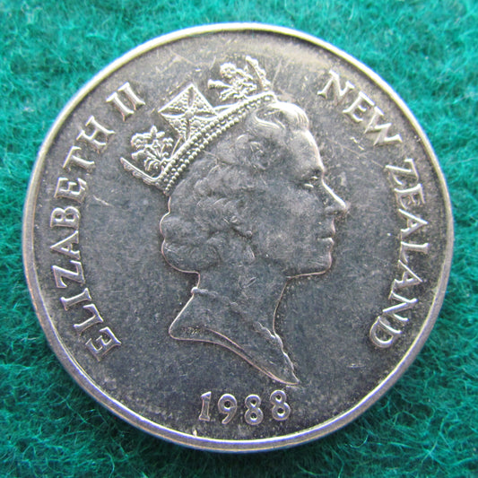 New Zealand 1988 50 Cent Queen Elizabeth Coin