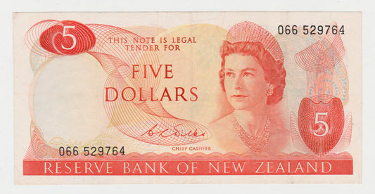 New Zealand 5 Dollar Wilks Banknote 1968 - 1975 Early Note Good Grade s/n 066 529764