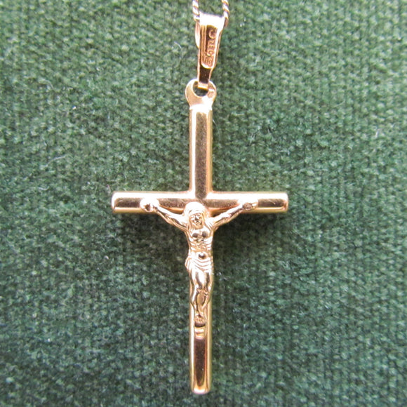 18ct Gold Crucifix With Jesus Pendant And 9ct Gold Chain