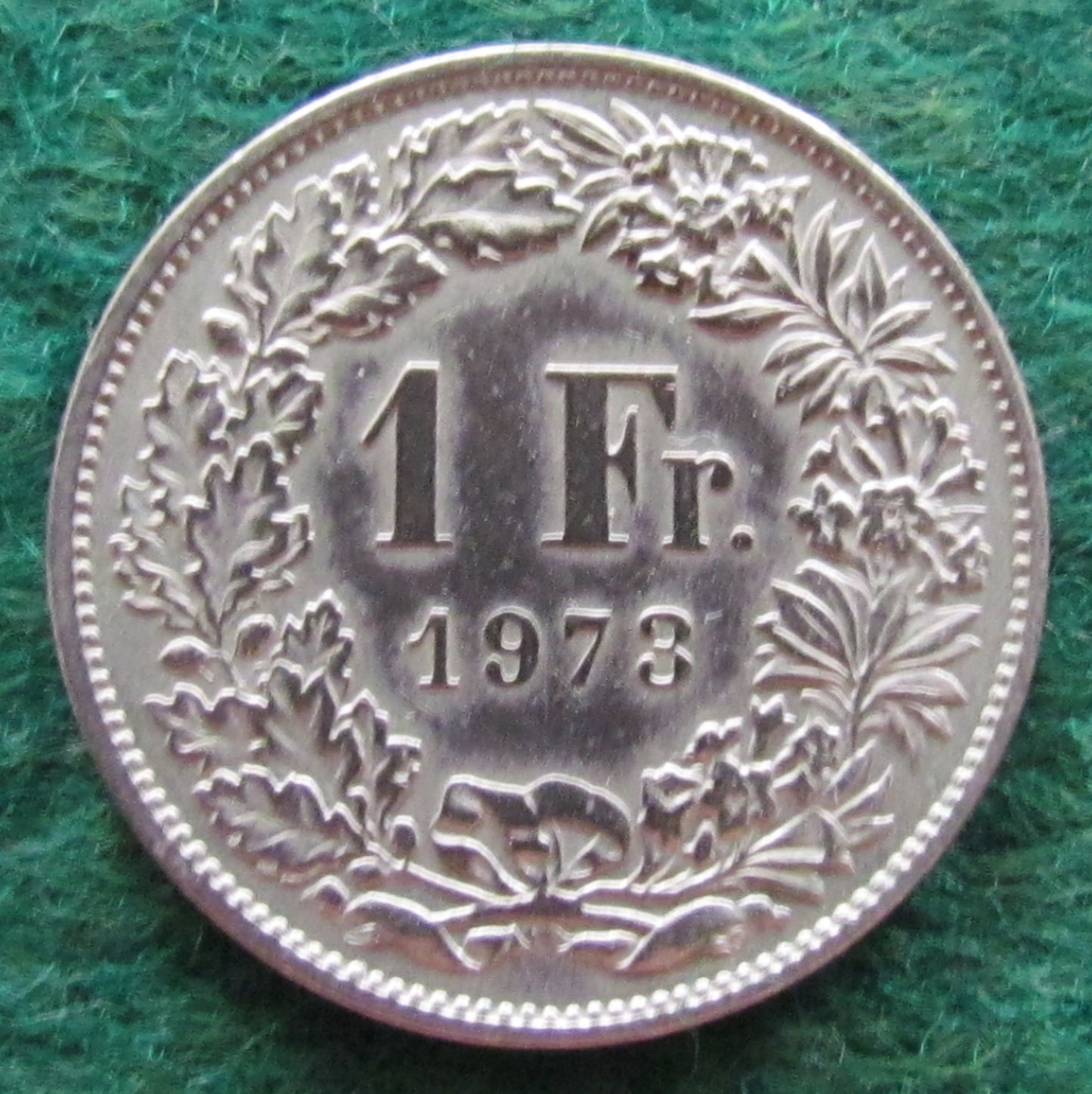 Helvetica Switzerland Swiss 1973 1 Franc Coin - Circulated