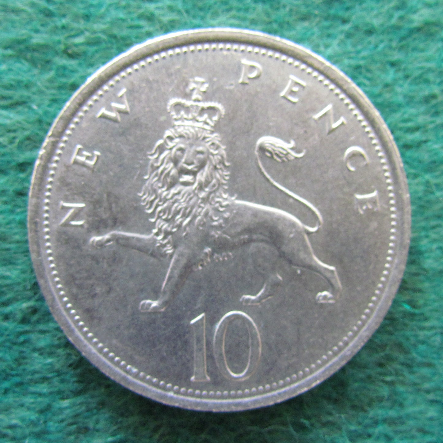 GB British UK English 1980 10 New Pence Queen Elizabeth II Coin
