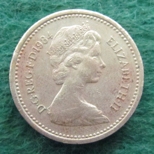 GB British UK English 1984 1 Pound Queen Elizabeth Coin