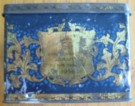 William Arnott biscuit tin King Edward VIII 1936 embossed on base is William Arnott Australia Biscuit Manufacturer Hombush NSW